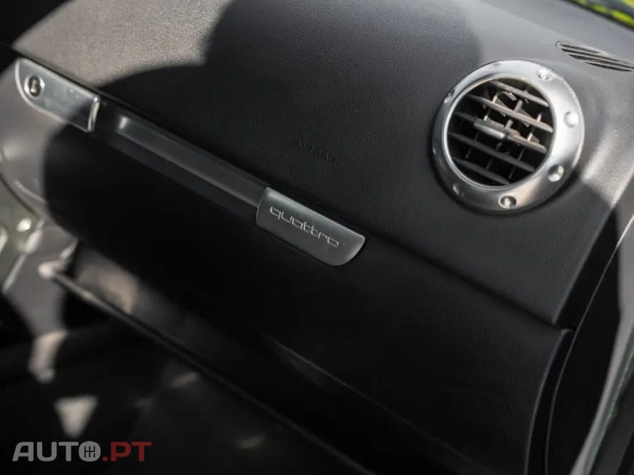 Audi TT 1.8 T quattro