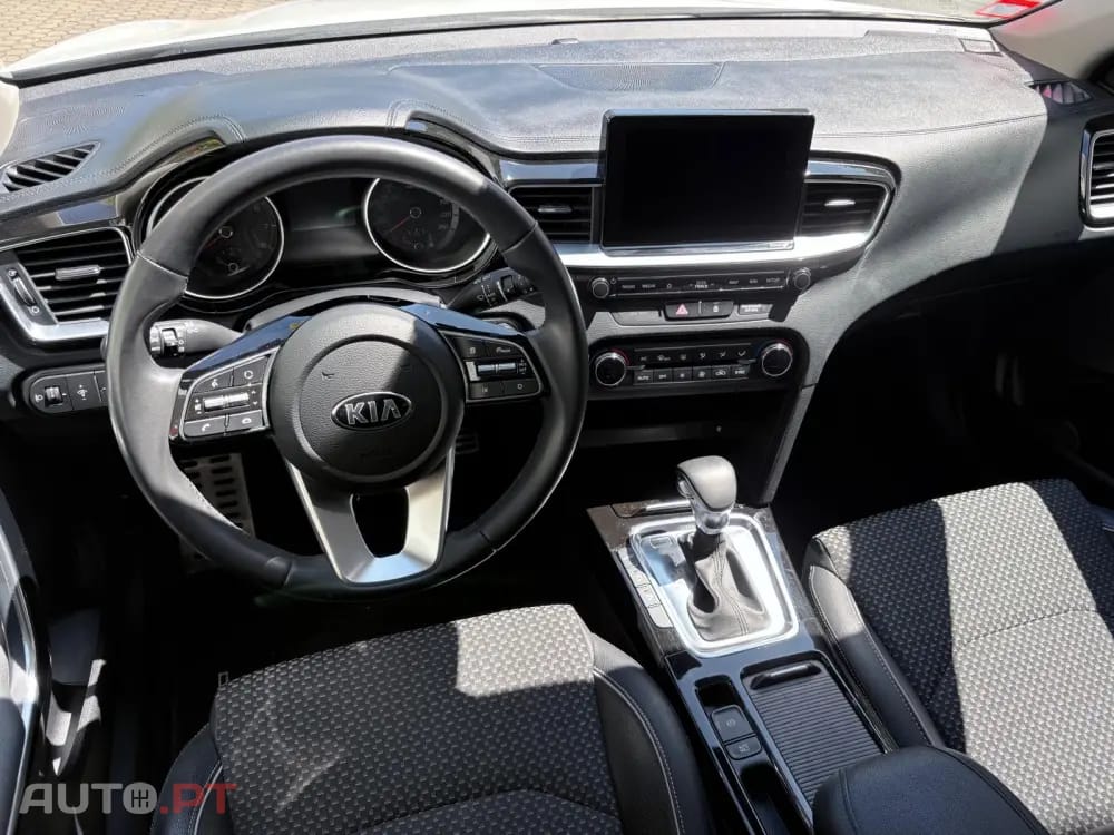Kia Ceed SW 1.4 T-GDI Drive+SRF 7DCT
