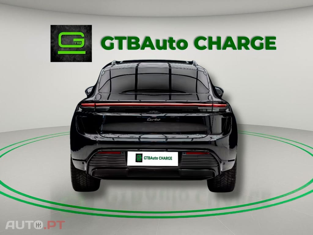 Porsche Macan I.V.A DEDUTIVEL Turbo