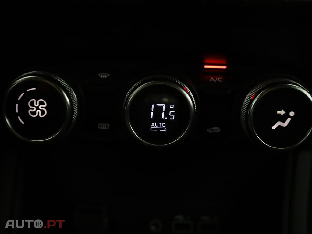 Renault Captur 1.0 TCe Techno Bi-Fuel