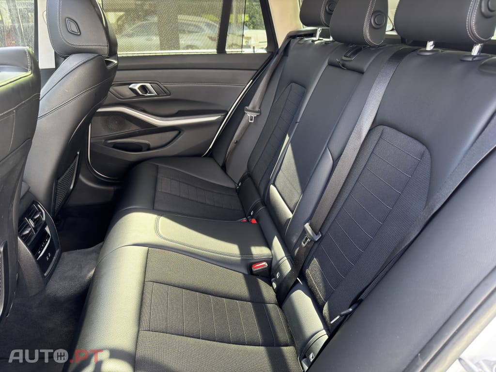 BMW 330 e Corporate Edition Auto