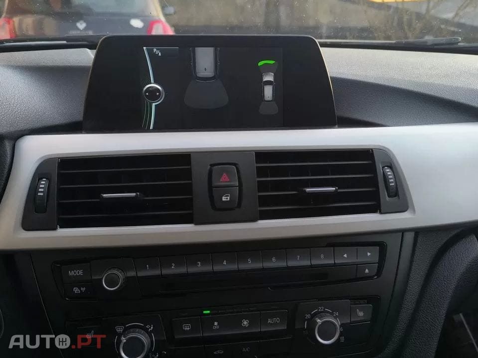 BMW 318 d Touring Line Luxury