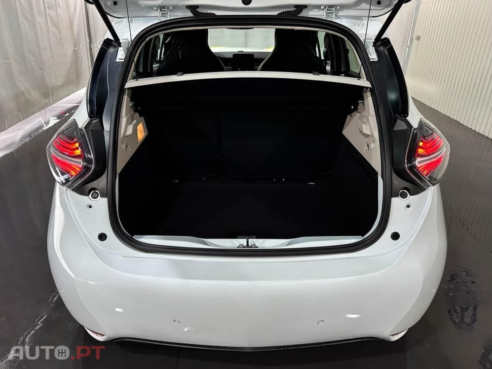 Renault Zoe (c/ Bateria) EV50 135hp Techno