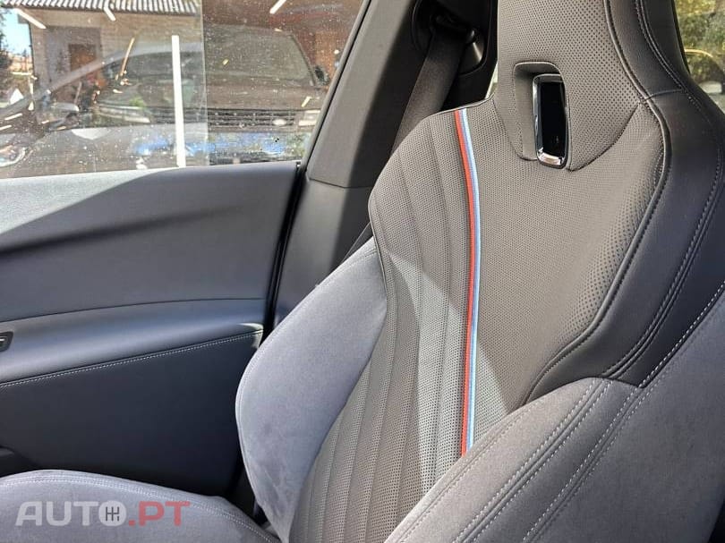 BMW iX xDrive 45 Pack Desportivo