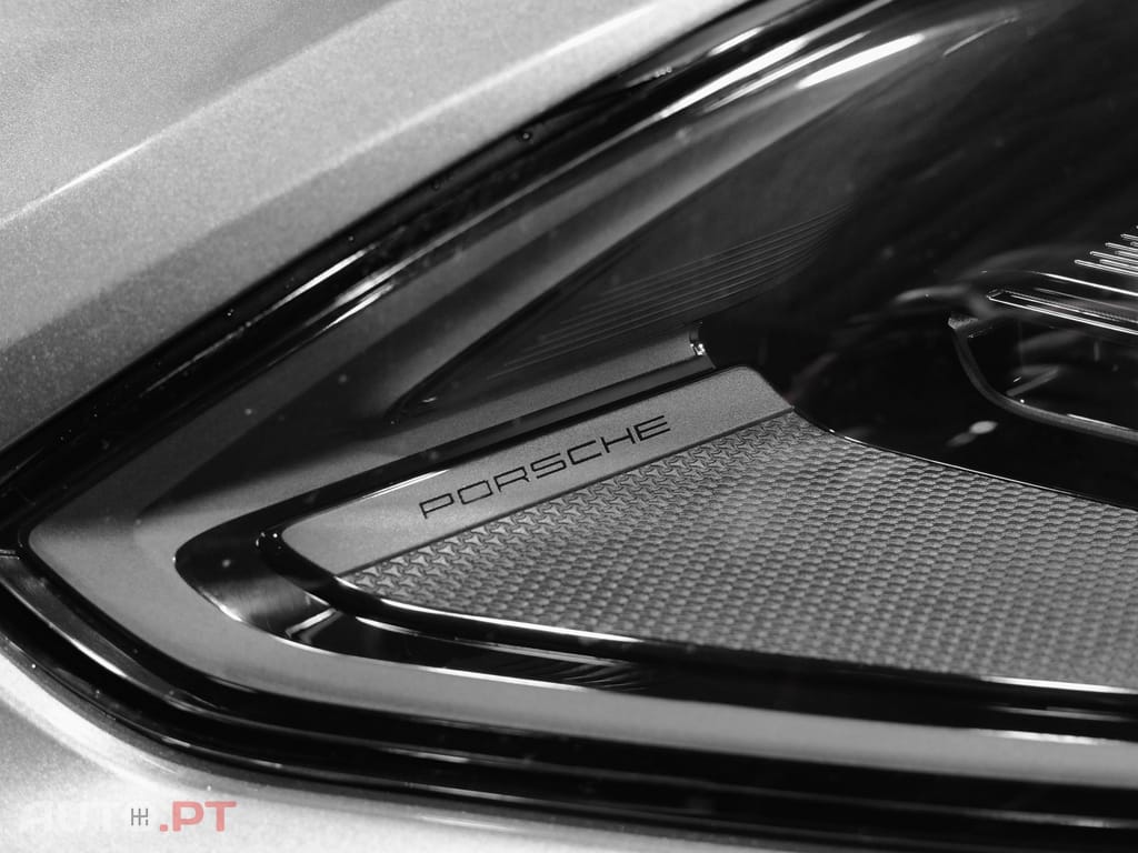 Porsche Cayenne Turbo E-Hybrid Pacote GT