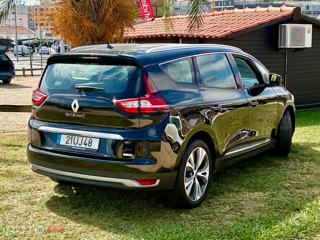 Renault Grand Scénic 1.5 Hybrid Assist