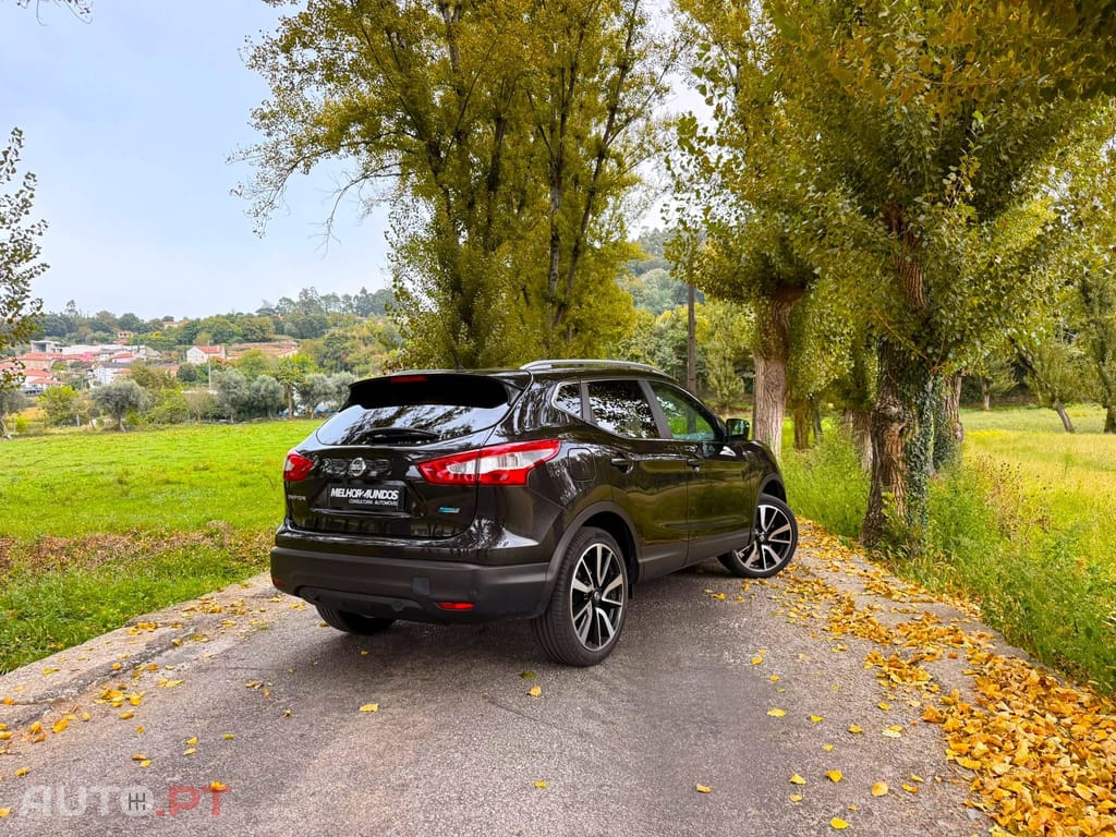 Nissan Qashqai 1.5 dCi Tekna Pele