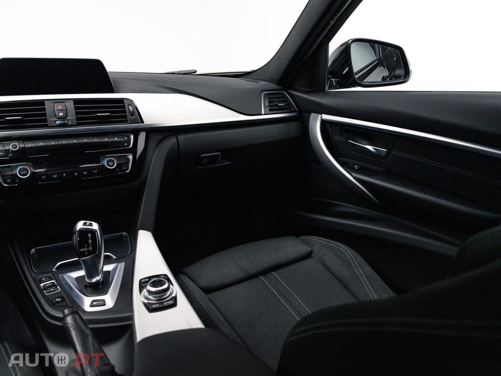 BMW 330 e iPerformance Line Sport