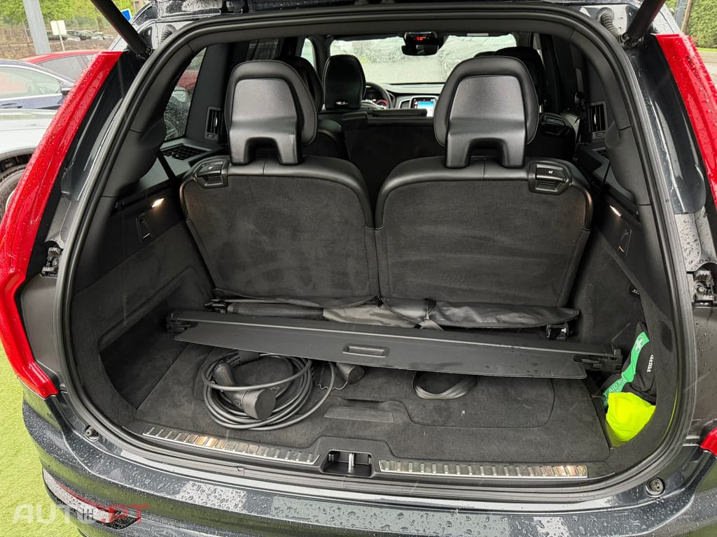 Volvo XC90 2.0 T8 PHEV R-Design AWD