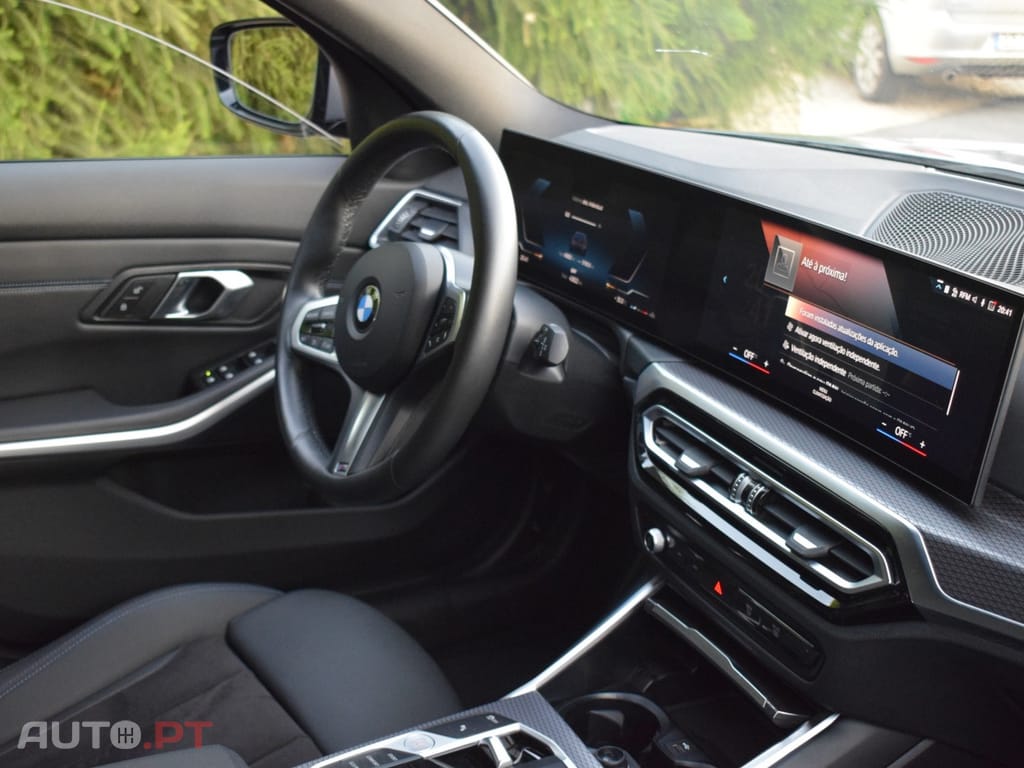 BMW 320 d Touring Pack Desportivo M Auto