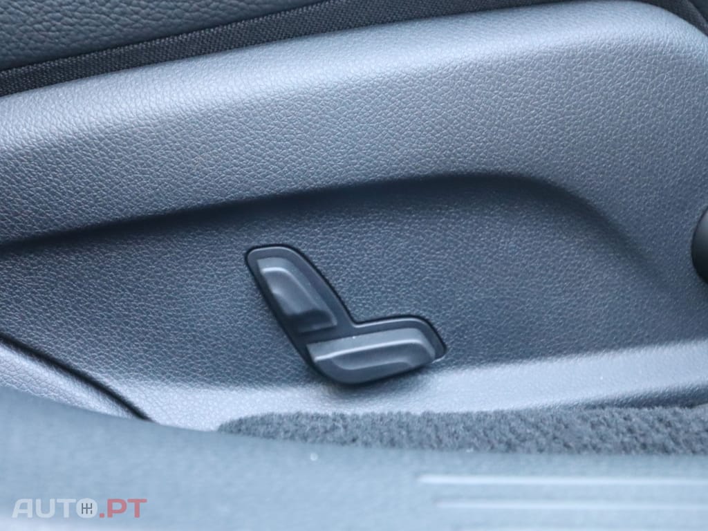 Mercedes-Benz E 300 Bluetec Hybrid Avantgarde