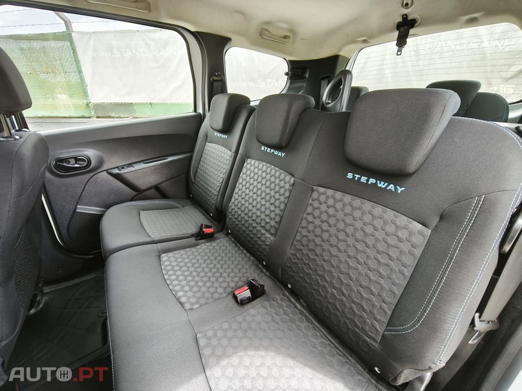 Dacia Lodgy 1.5 dCi Stepway 7L