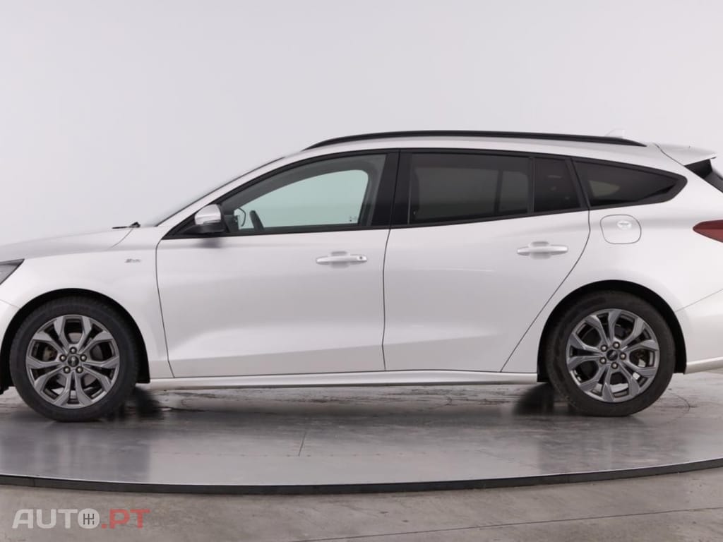 Ford Focus SW 1.0 EcoBoost MHEV ST-Line Aut.