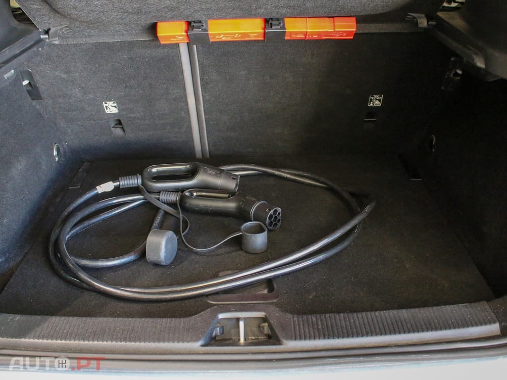 Volvo EX30 69 kWh Single Motor Extended Range Plus