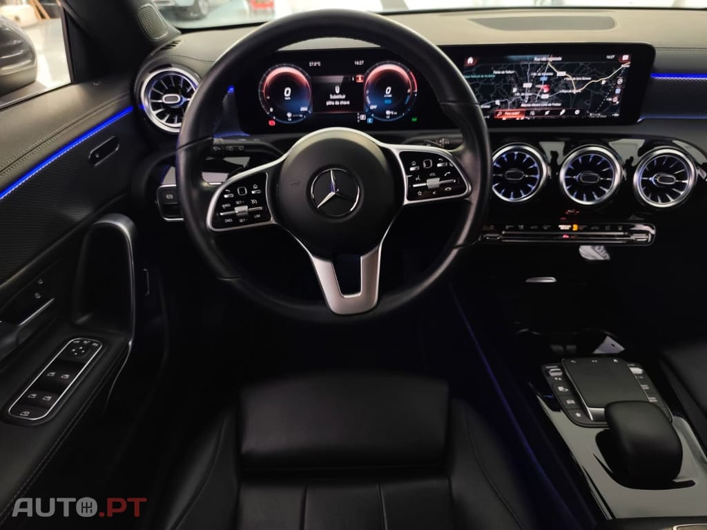 Mercedes-Benz CLA 250 e Shooting Brake Style Plus