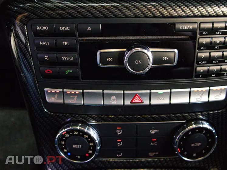 Mercedes-Benz SLK 200 Outro