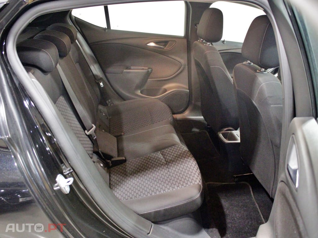 Opel Astra 1.5 D S&S Business Edition