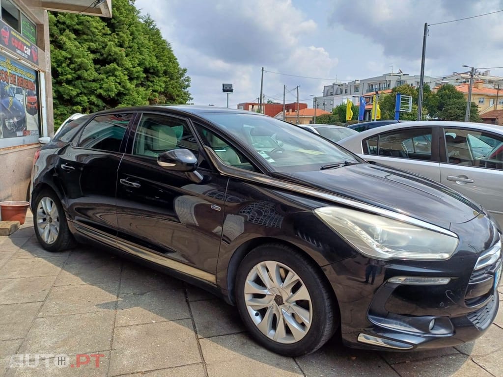 Citroen DS5 2.0 HDi Hybrid4 So Chic CMP6