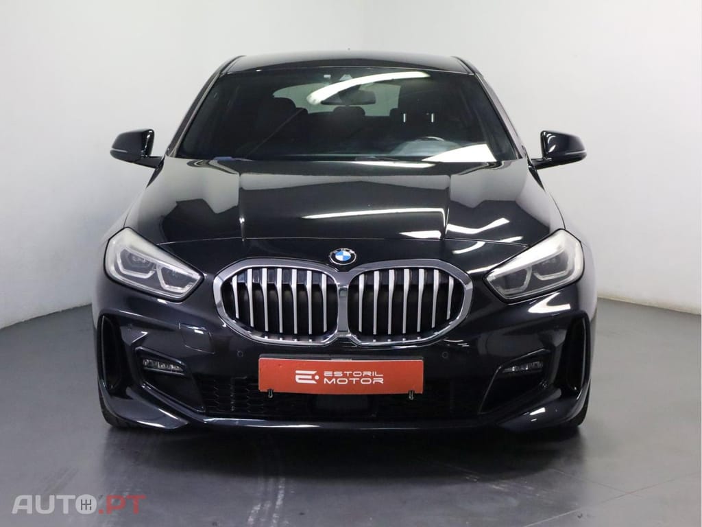 BMW 118 i Pack Desportivo M Auto