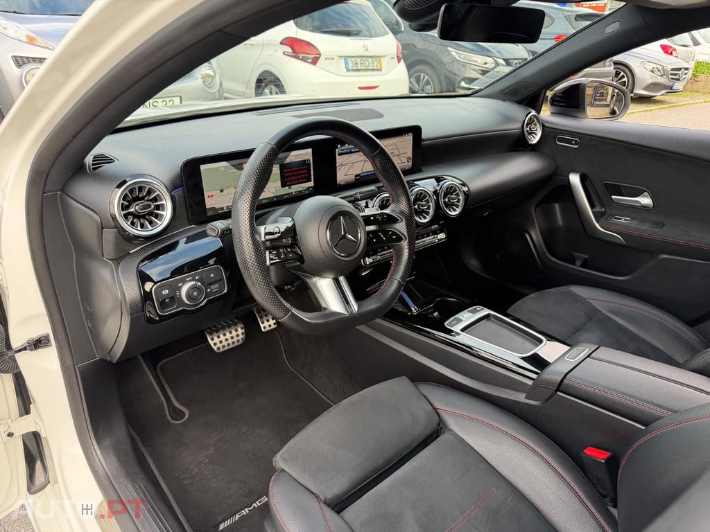 Mercedes-Benz A 250 e AMG Line