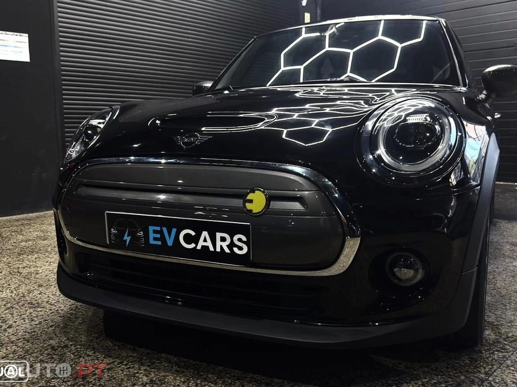 MINI Cooper Cooper SE