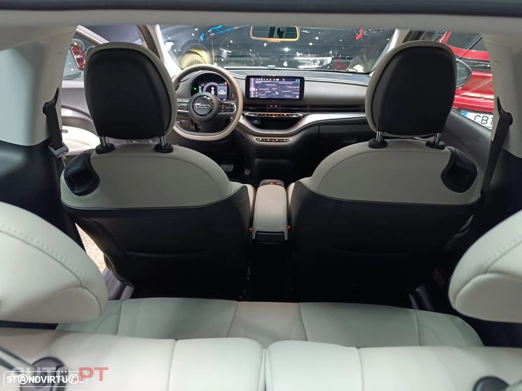 Fiat 500e la Prima by Bocelli