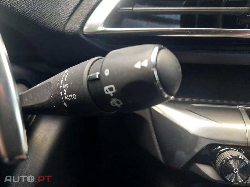 Peugeot 5008 1.5 BlueHDi Allure EAT8
