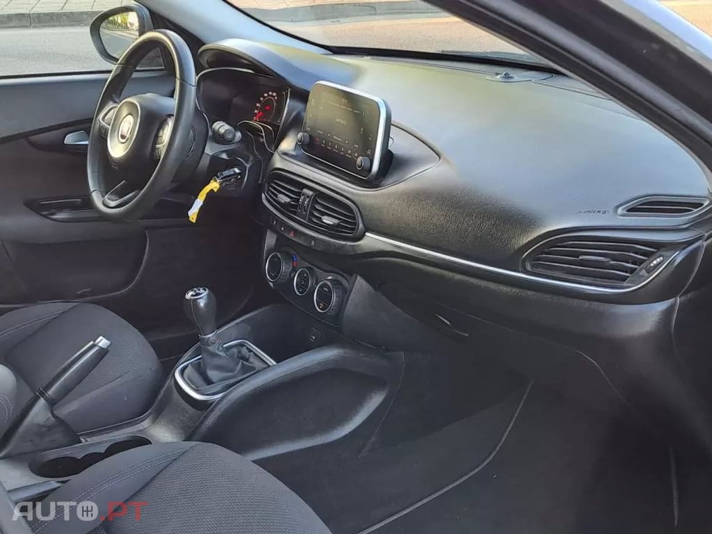 Fiat Tipo 1.3 M-Jet Lounge J17