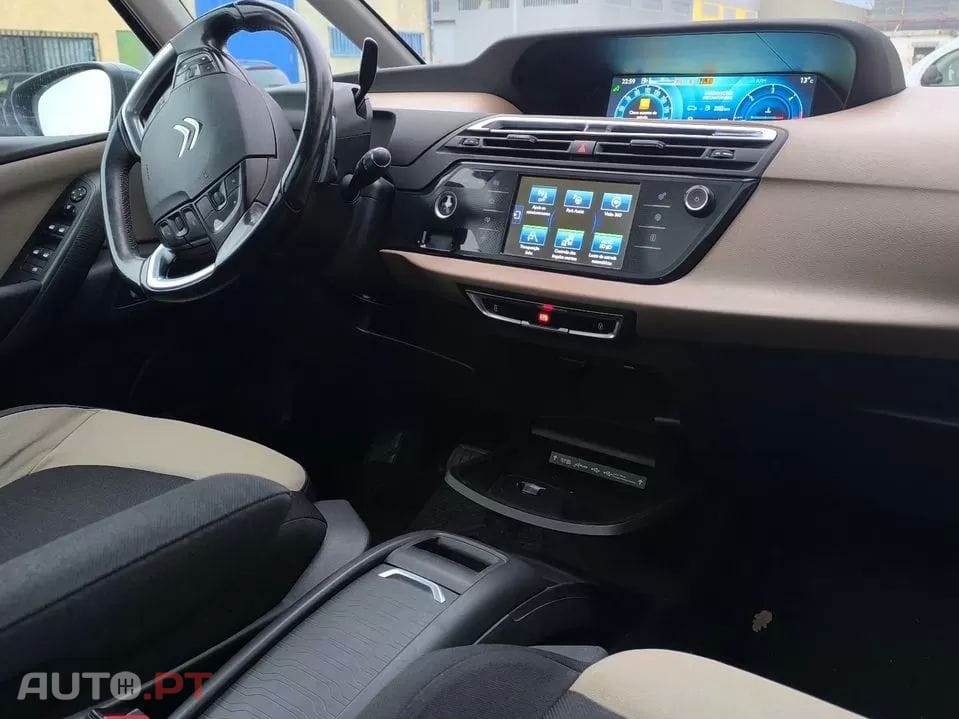Citroen C4 Grand Picasso 1.6 e-HDi Intensive ETG6 J17