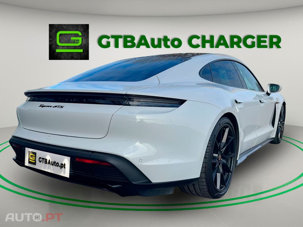 Porsche Taycan GTS I.V.A DEDUTIVEL 