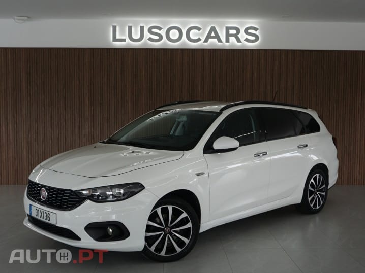 Fiat Tipo 1.6 M-Jet Lounge Tech J17 DCT