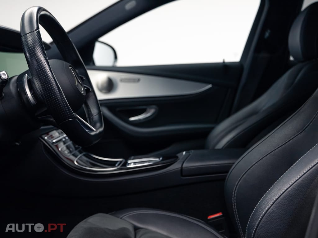 Mercedes-Benz E 300 e AMG Line