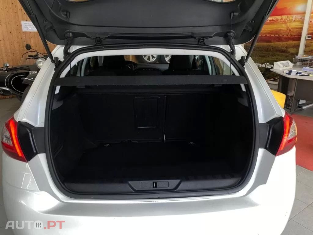 Peugeot 308 1.2 PureTech Style