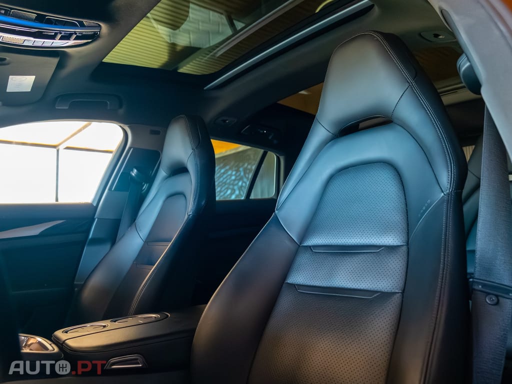 Porsche Panamera 4 E-Hybrid