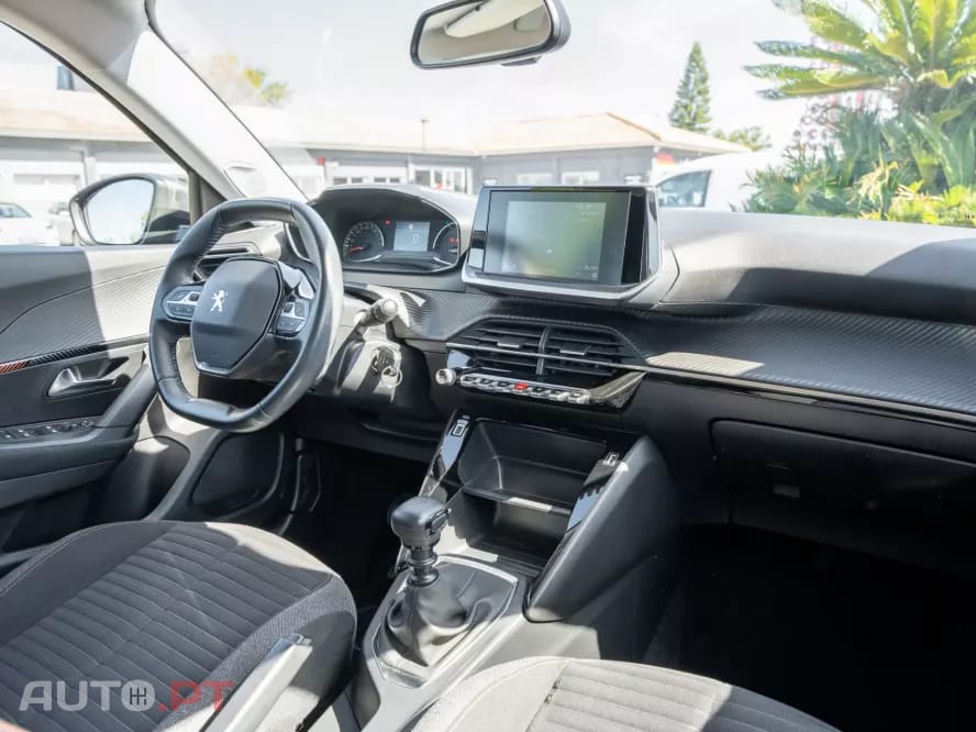 Peugeot 2008 1.5 BlueHDi Active