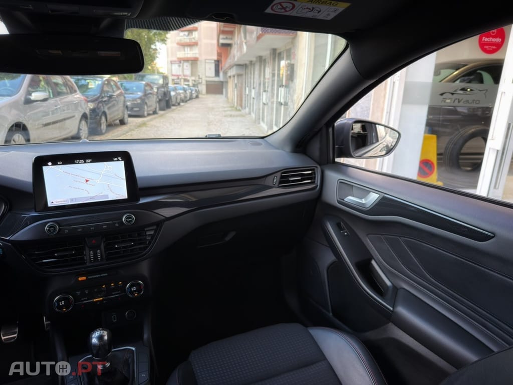 Ford Focus 1.0 EcoBoost ST-Line