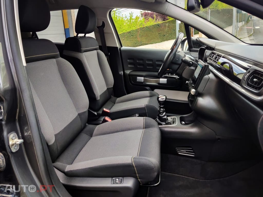 Citroen C3 1.2 PureTech Shine Pack