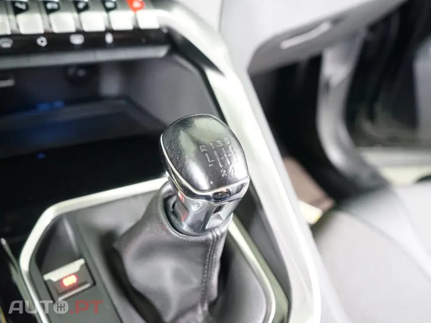 Peugeot 5008 1.2 PureTech Allure Pack