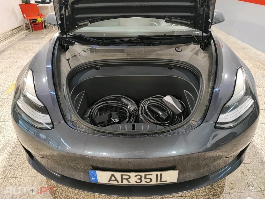 Tesla Model 3 Long-Range Dual Motor AWD