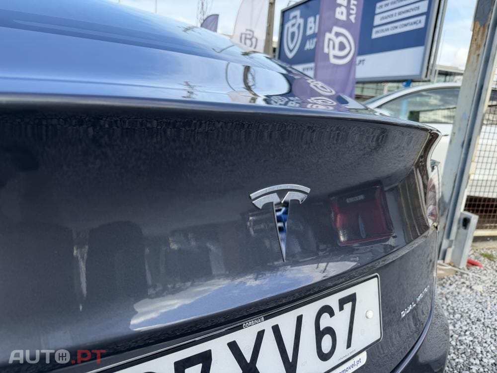 Tesla Model 3 Long-Range Dual Motor AWD