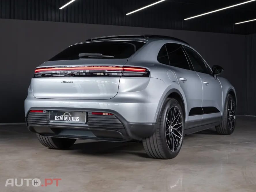 Porsche Macan Electric