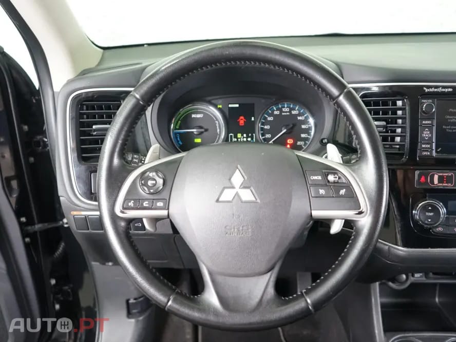 Mitsubishi Outlander 2.0 4WD Plus