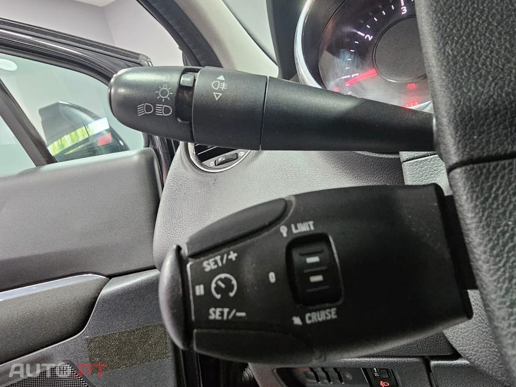 Peugeot 3008 1.6 HDi Premium