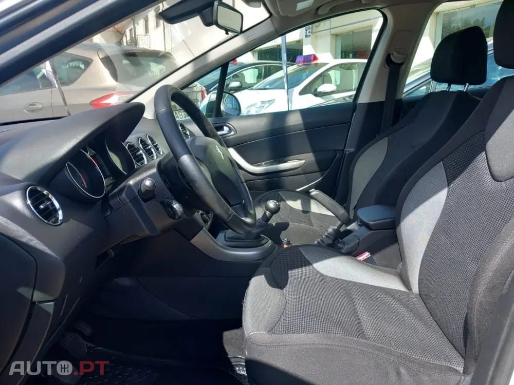 Peugeot 308 1.6 HDi Executive