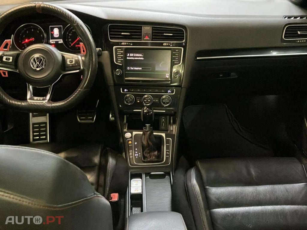 Volkswagen Golf 2.0 TSI GTI DSG Performance
