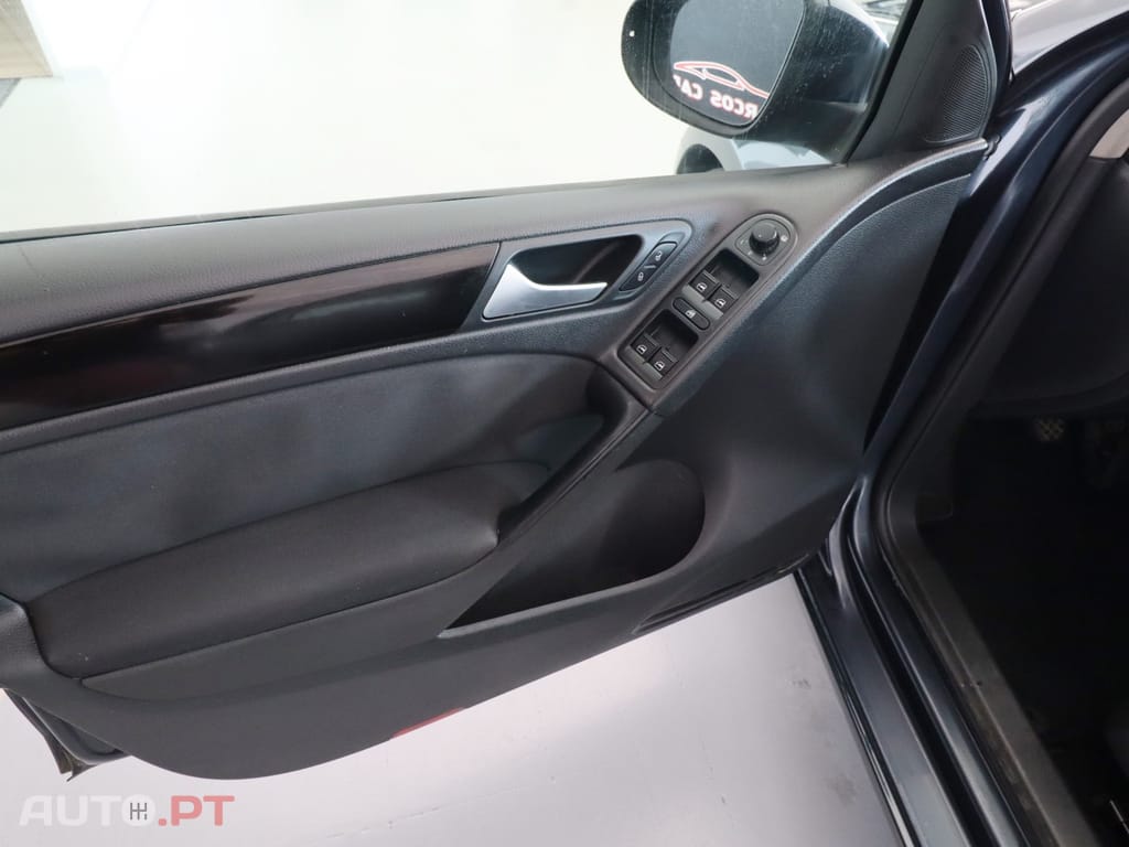 Volkswagen Golf 2.0 TDi Confortline