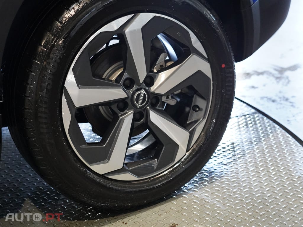 Nissan Qashqai 1.3 DIG-T N-Connecta LED+TT+SKY