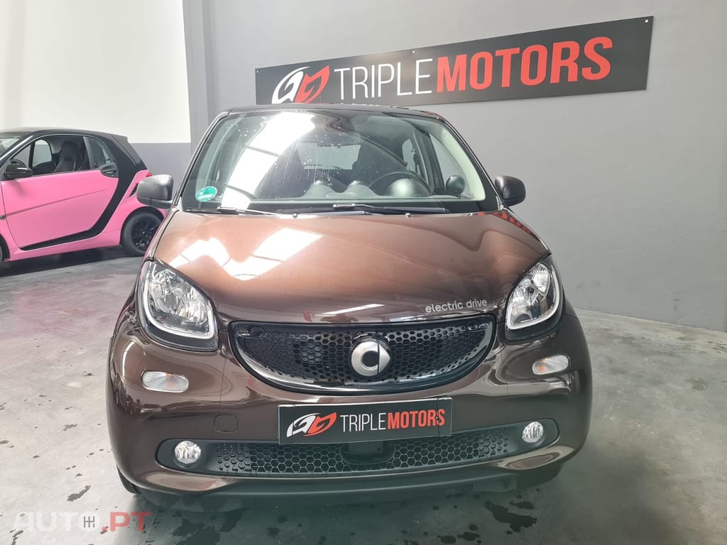 Smart ForFour Outro