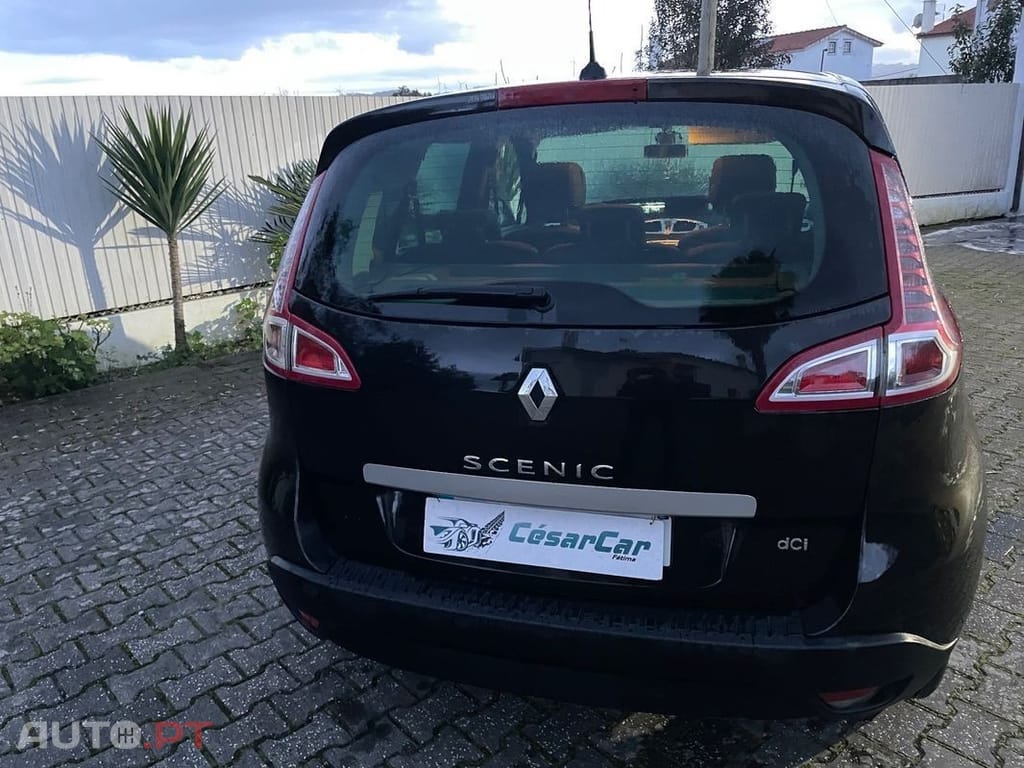 Renault Scénic 1.5 dCi Dynamique S EDC