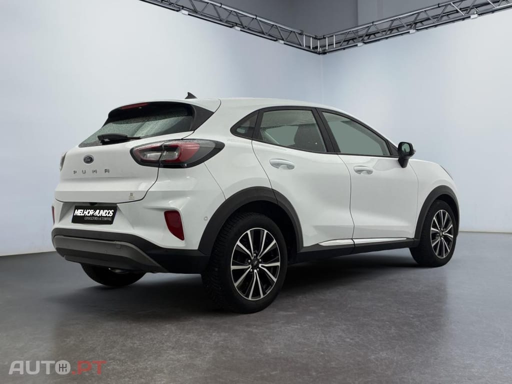 Ford Puma 1.0 Flexifuel mHEV Titanium